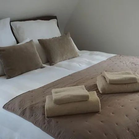 Vakantiehuis Modern House Near The Airport & Tradefair Grounds Leinfelden-Echterdingen