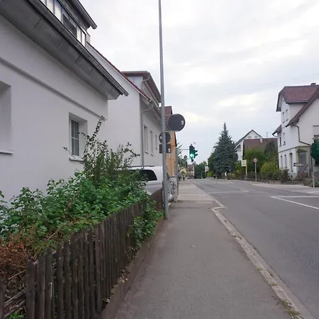 Modern House Near The Airport & Tradefair Grounds